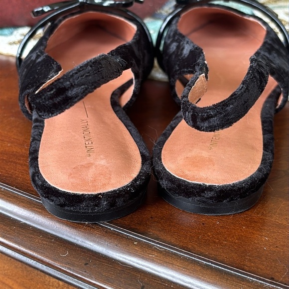 INTENTIONALLY BLANK SEVENTH VELVET SLINGBACK FLATS BLACK POINTED TOE BOW VINTAGE - Picture 10 of 16